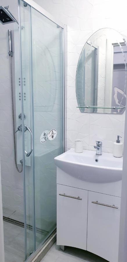 White Apartament, Braila Brăila Exterior foto
