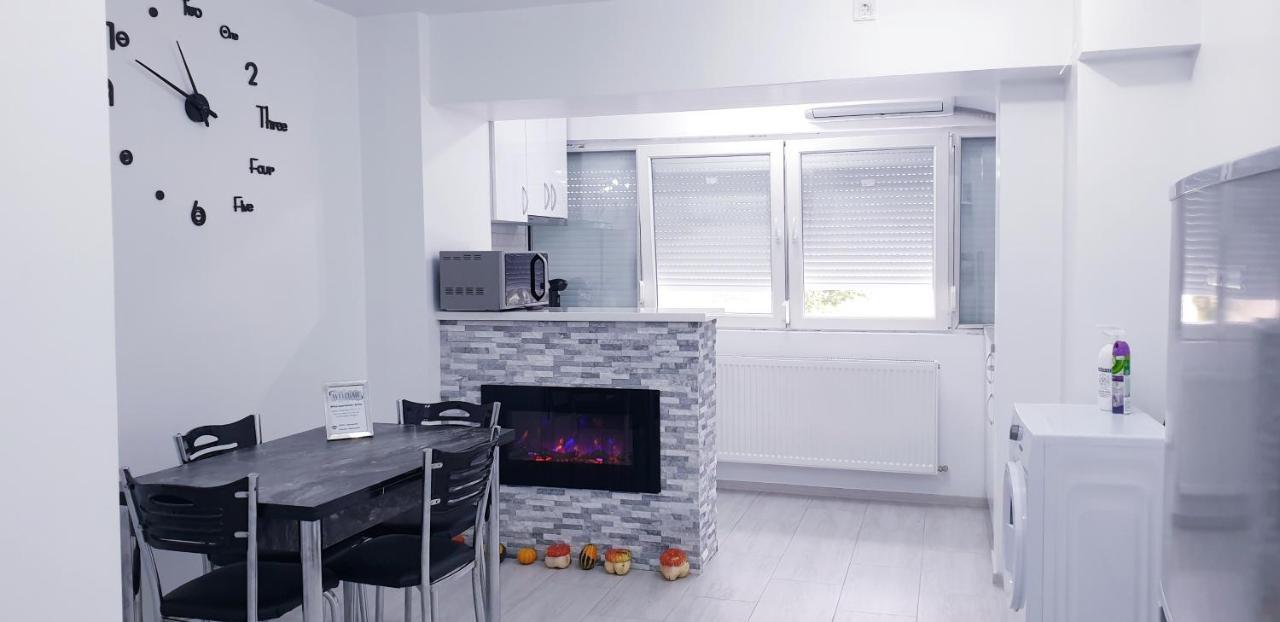 White Apartament, Braila Brăila Exterior foto