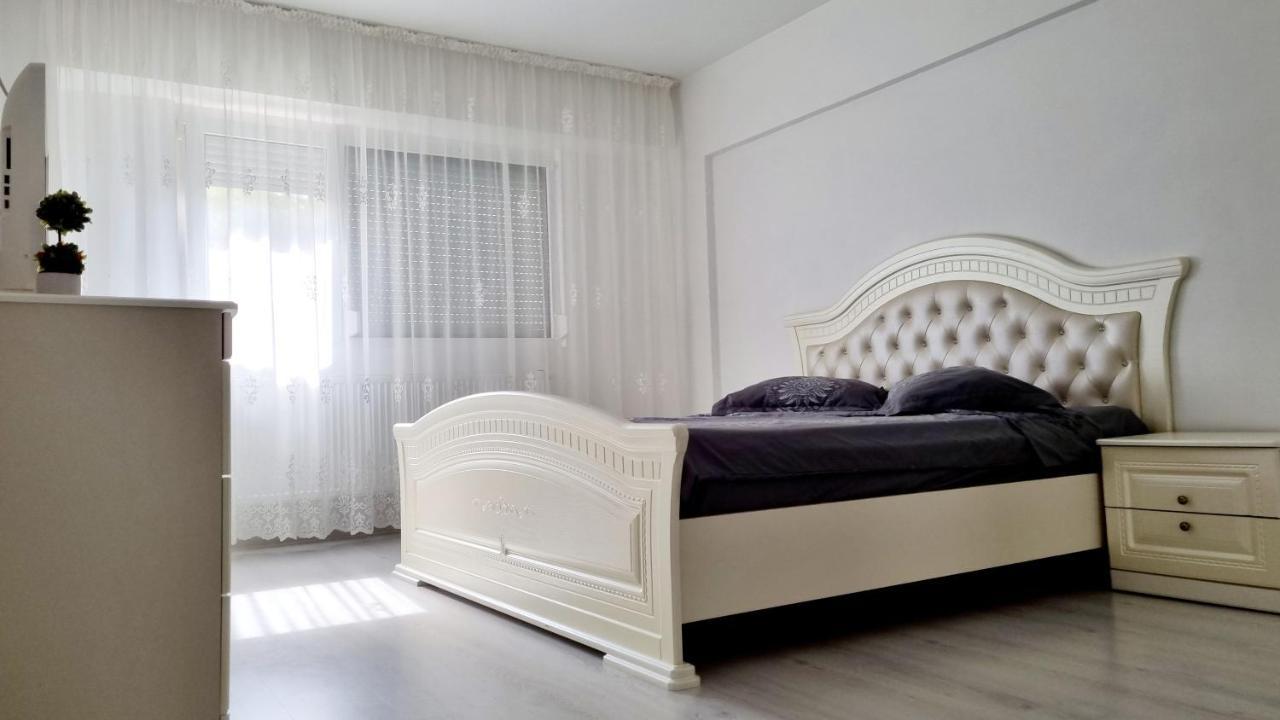 White Apartament, Braila Brăila Exterior foto