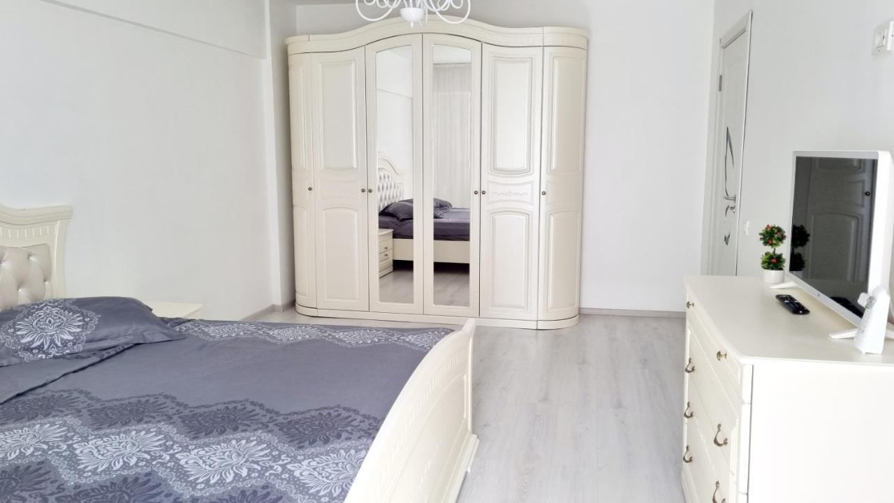 White Apartament, Braila Brăila Exterior foto